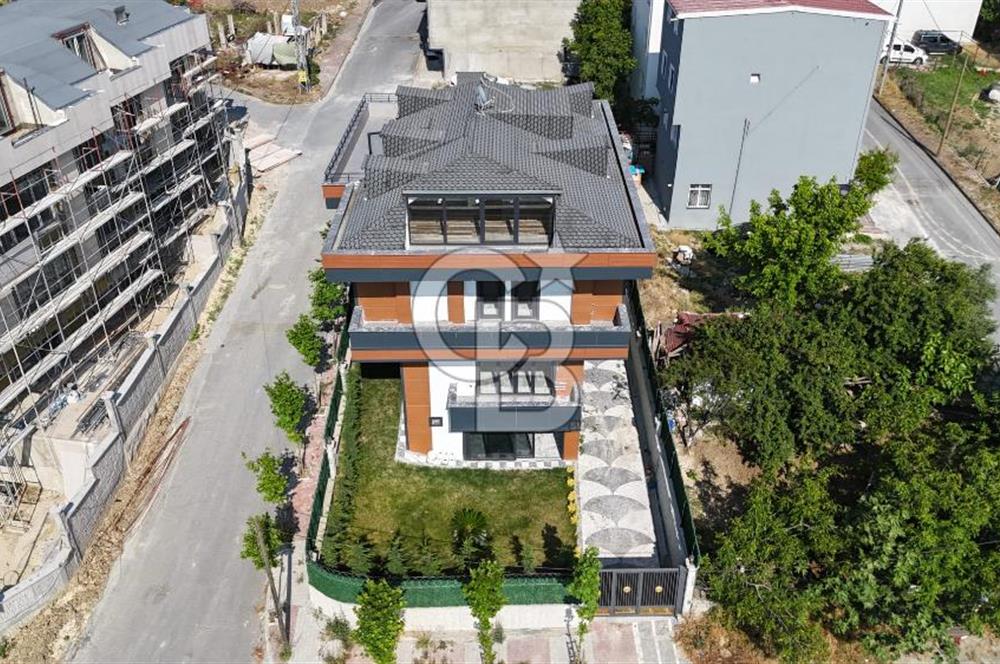 ARNAVUTKÖY MAREŞAL FEVZİ ÇAKMAK'TA SATILIK ULTRA LÜKS 6+2 VİLLA