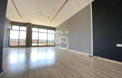 KARDEŞKENTLER CADDESİ ÜZERİNDE KİRALIK 80 M2 KİRALIK OFİS