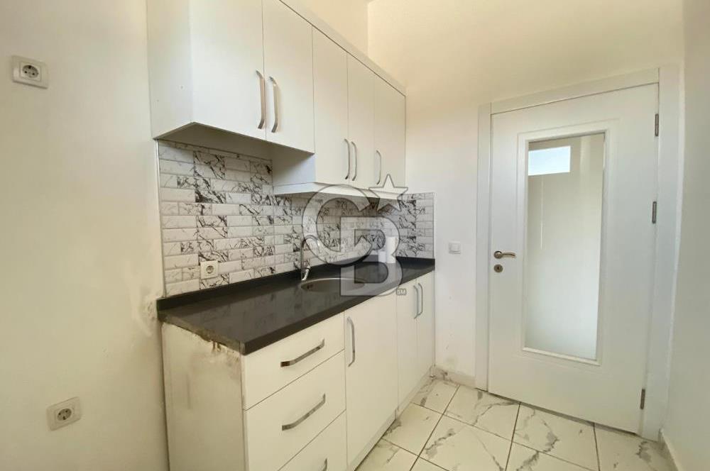 KARDEŞKENTLER CADDESİ ÜZERİNDE KİRALIK 80 M2 KİRALIK OFİS