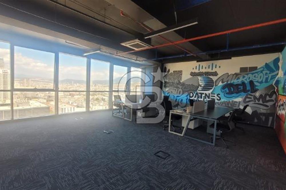 Megapol Çarşı Kule'de 224 m2 Kiralık Köşe Konum Ofis