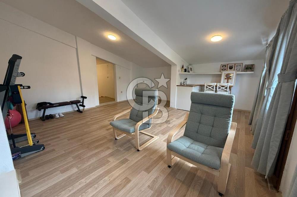 Yunusemre Güzelyurt Mah. Satılık 4+1 Lüks Tripleks Villa