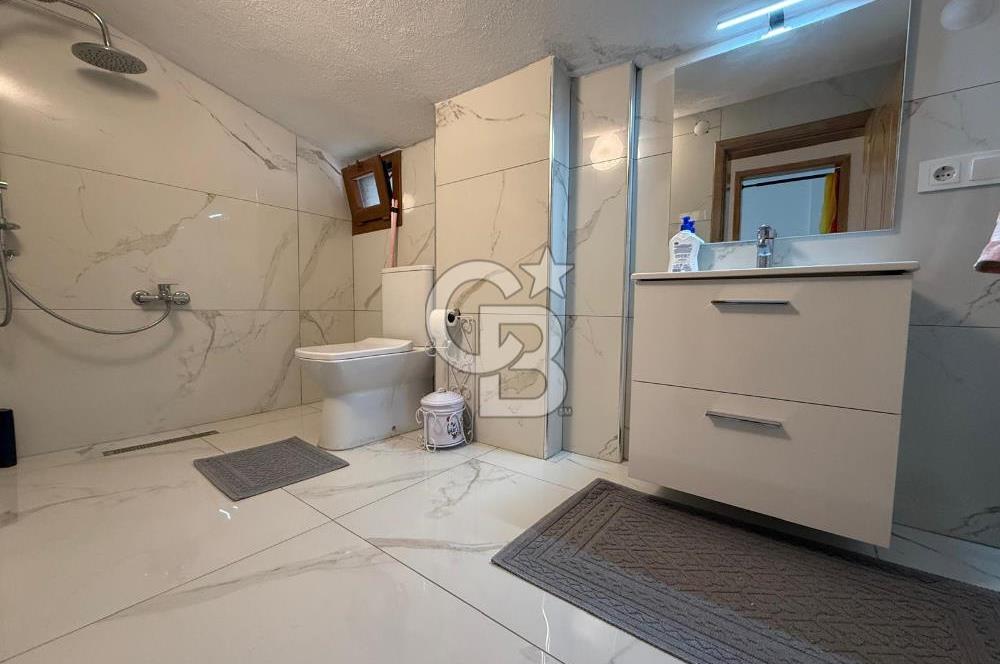 Yunusemre Güzelyurt Mah. Satılık 4+1 Lüks Tripleks Villa