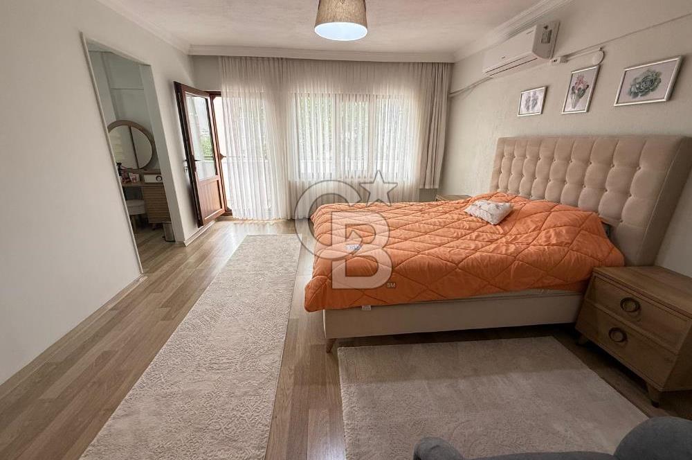 Yunusemre Güzelyurt Mah. Satılık 4+1 Lüks Tripleks Villa
