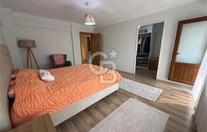 Yunusemre Güzelyurt Mah. Satılık 4+1 Lüks Tripleks Villa