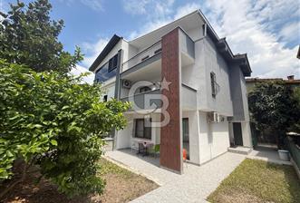 Yunusemre Güzelyurt Mah. Satılık 4+1 Lüks Tripleks Villa - 1 - 358307
