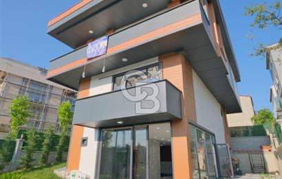 ARNAVUTKÖY MAREŞAL FEVZİ ÇAKMAK'TA SATILIK ULTRA LÜKS 6+2 VİLLA