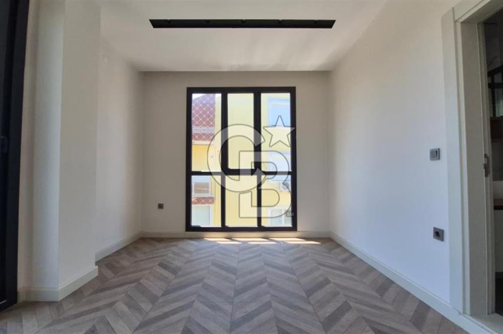 Çamlık Amfi 800 metre Sıfır Asansörlü 3+1 Dubleks Daire