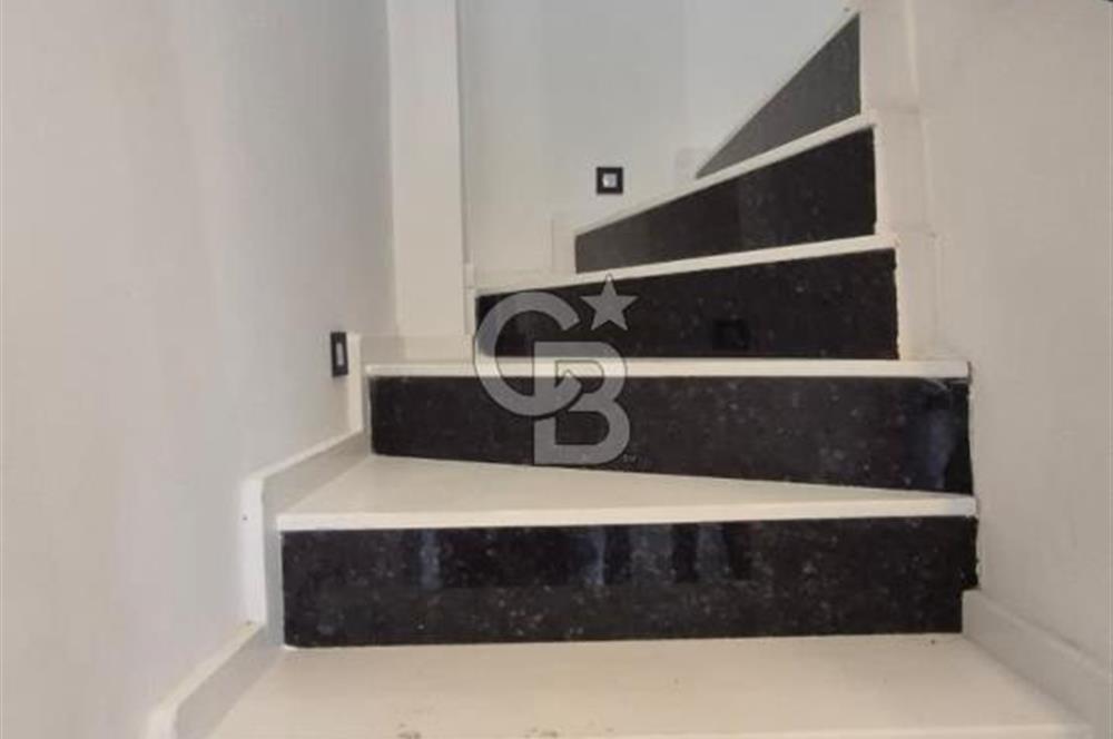 Çamlık Amfi 800 metre Sıfır Asansörlü 3+1 Dubleks Daire