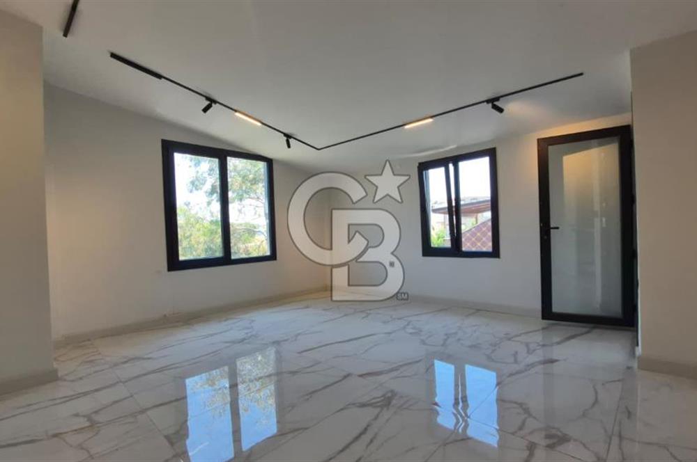 Çamlık Amfi 800 metre Sıfır Asansörlü 3+1 Dubleks Daire