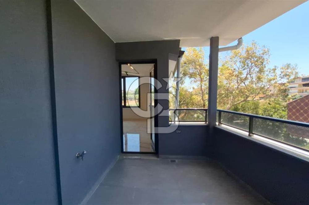 Çamlık Amfi 800 metre Sıfır Asansörlü 3+1 Dubleks Daire