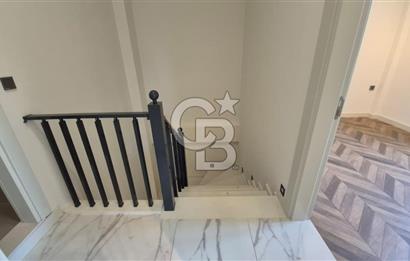 Çamlık Amfi 800 metre Sıfır Asansörlü 3+1 Dubleks Daire