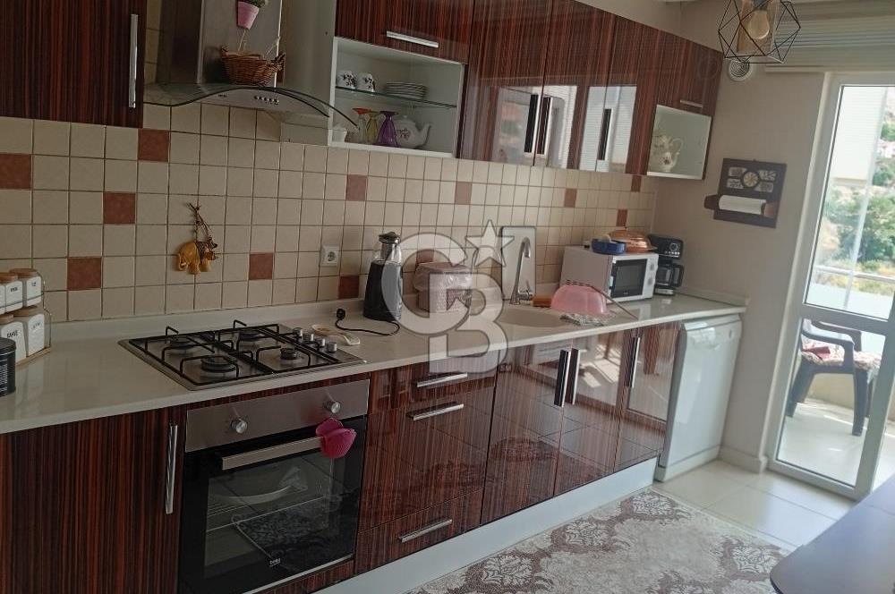 Gökçen Efe Sitesi'nde Metro Yanı Lüks Masrafsız 3+1 Daire