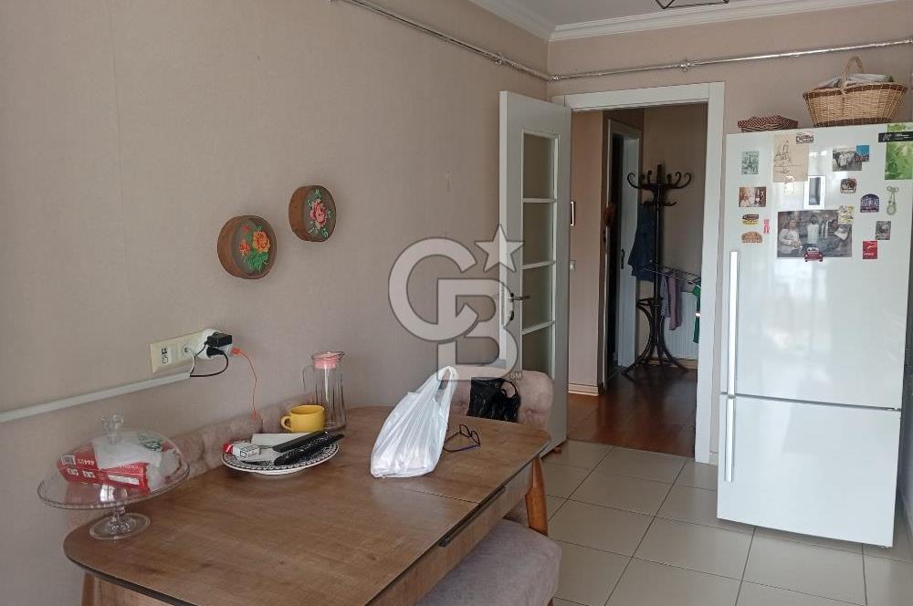 Gökçen Efe Sitesi'nde Metro Yanı Lüks Masrafsız 3+1 Daire