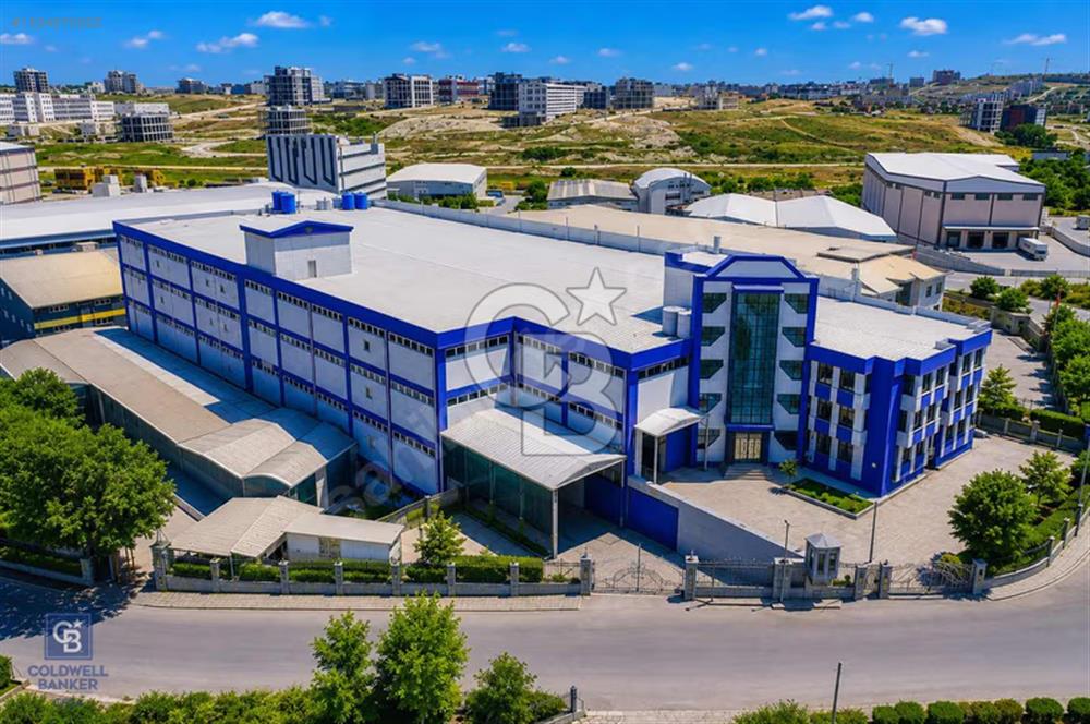 HADIMKÖY YOLU KÖŞE 6.800 M2 ARSA 15.000 M2 KAPALI ARAÇ GİRİŞLİ