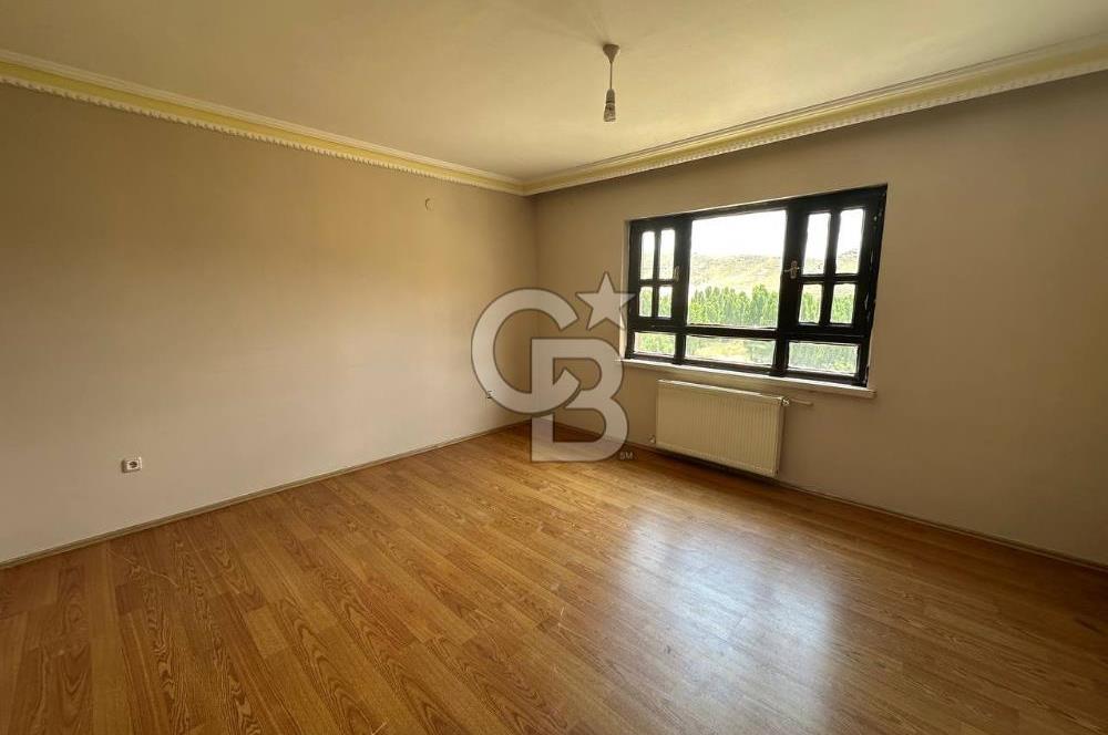 Alacaatlı Cad. 160 m², 3+1, Balkonlu, Kiralık 4.Kat (Ara Kat)