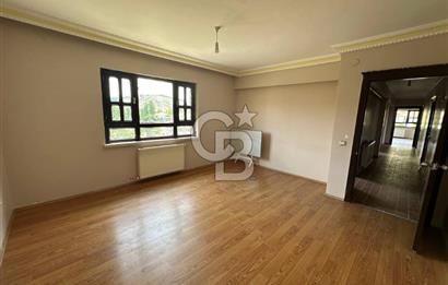 Alacaatlı Cad. 160 m², 3+1, Balkonlu, Kiralık 4.Kat (Ara Kat)