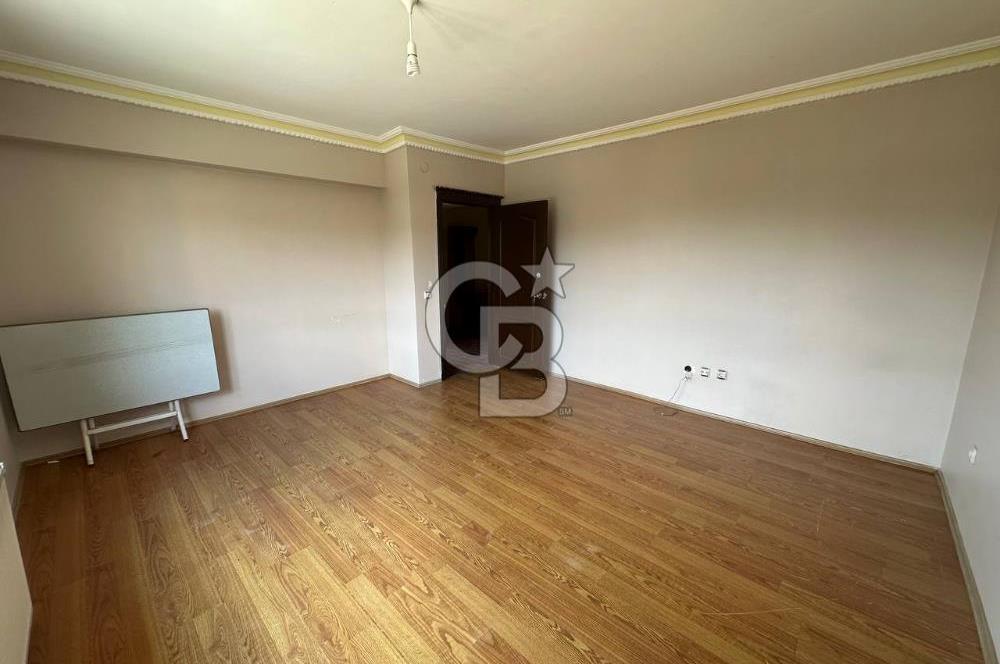 Alacaatlı Cad. 160 m², 3+1, Balkonlu, Kiralık 4.Kat (Ara Kat)