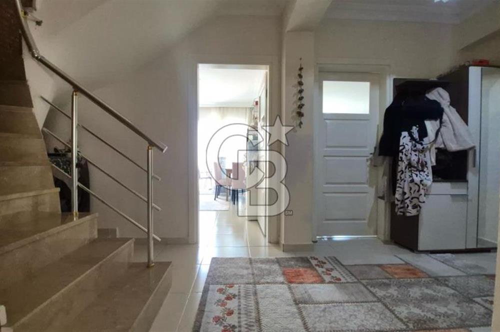 Didim Efeler'de Liman Yoluna  50 m Mesafede 4+1 Dubleks Daire