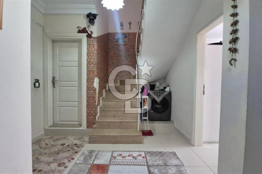 Didim Efeler'de Liman Yoluna  50 m Mesafede 4+1 Dubleks Daire