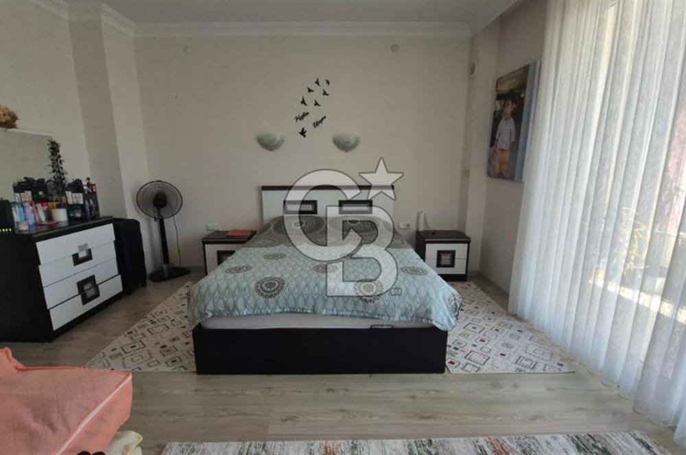 Didim Efeler'de Liman Yoluna  50 m Mesafede 4+1 Dubleks Daire
