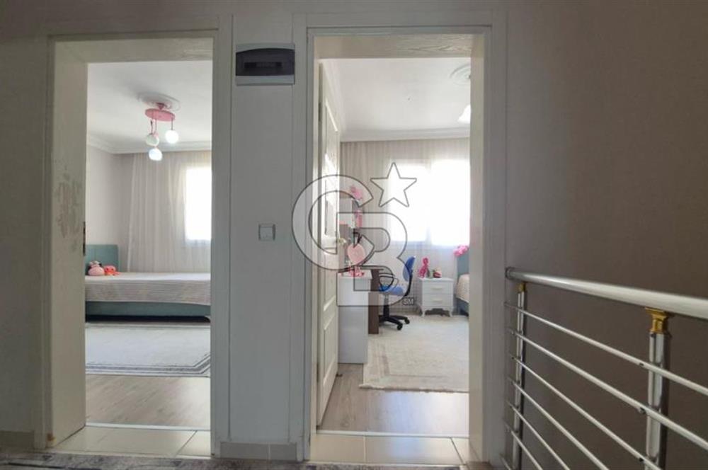Didim Efeler'de Liman Yoluna  50 m Mesafede 4+1 Dubleks Daire
