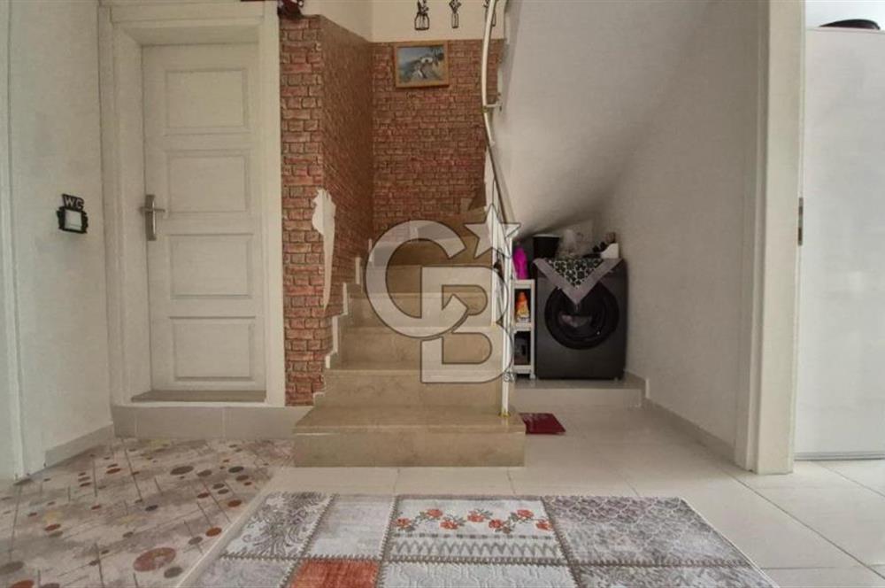 Didim Efeler'de Liman Yoluna  50 m Mesafede 4+1 Dubleks Daire