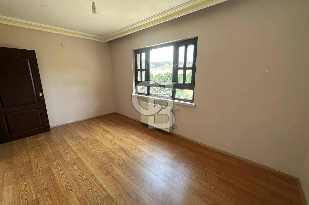 Alacaatlı Cad. 160 m², 3+1, Balkonlu, Kiralık 4.Kat (Ara Kat)