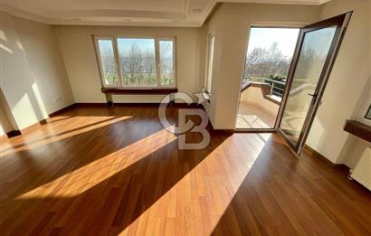Avcılarda Deniz Manzaralı Havuzlu Geniş ve Ferah 4+1 Daire