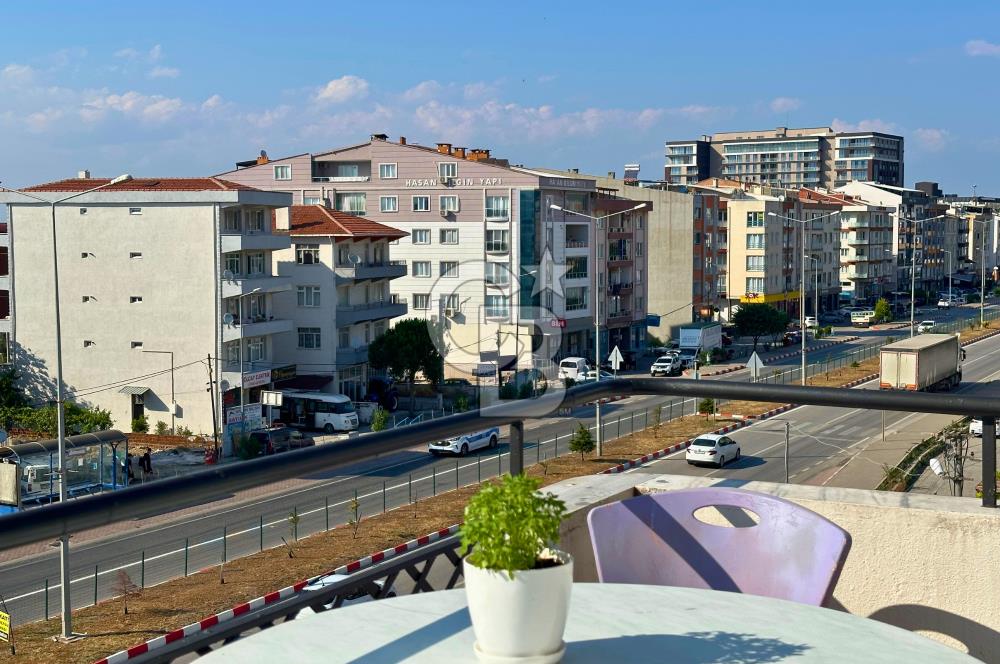 Çanakkale Lapseki Bizimkiler'de Cadde Cephe Geniş 3+1 Köşe Daire