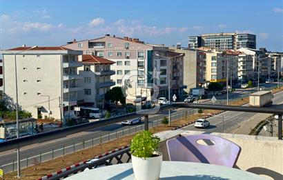 Çanakkale Lapseki Bizimkiler'de Cadde Cephe Geniş 3+1 Köşe Daire