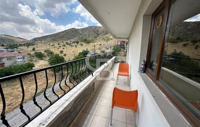 Alacaatlı Cad. 160 m², 3+1, Balkonlu, Kiralık 4.Kat (Ara Kat)