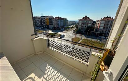 Çanakkale Lapseki Bizimkiler'de Cadde Cephe Geniş 3+1 Köşe Daire
