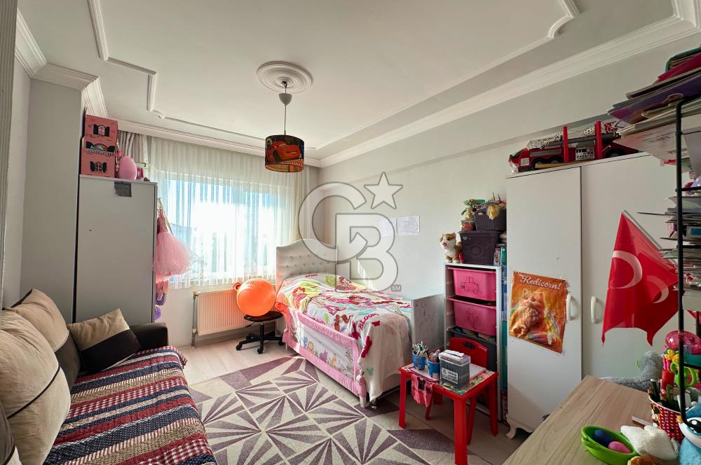 Çanakkale Lapseki Bizimkiler'de Cadde Cephe Geniş 3+1 Köşe Daire