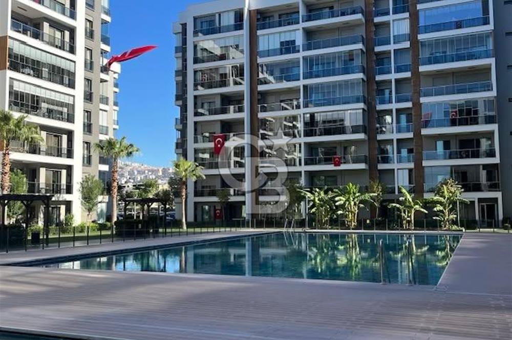Ataşehir Modern Sitesinde Eşyalı Açık Mutfak 2+1