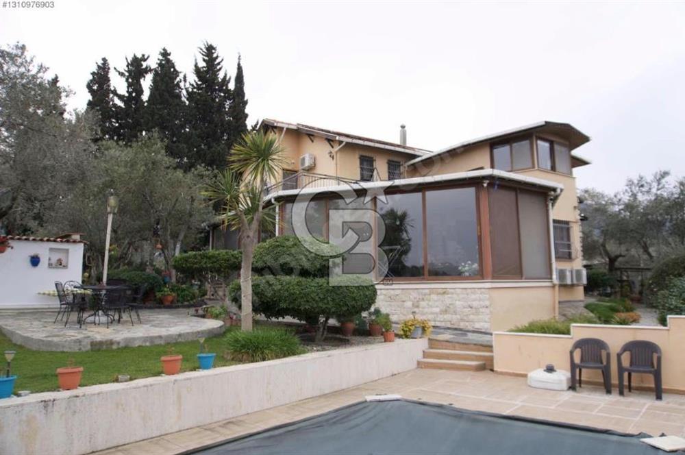 Urla Çeşmealtı Satılık Villa 