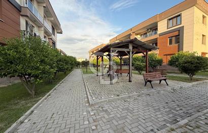 Karaali Villalar Bölgesinde Havuz Cepheli 1+1 Satılık Daire