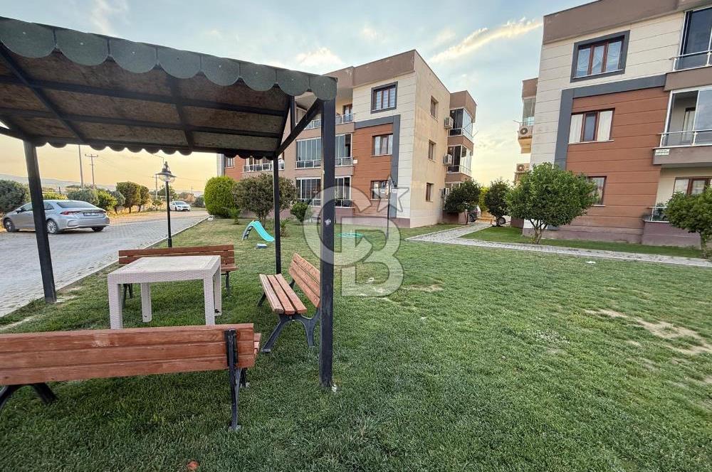 Karaali Villalar Bölgesinde Havuz Cepheli 1+1 Satılık Daire