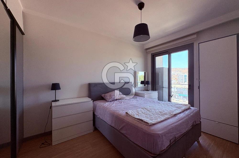 Ataşehir Modern Sitesinde Eşyalı Açık Mutfak 2+1