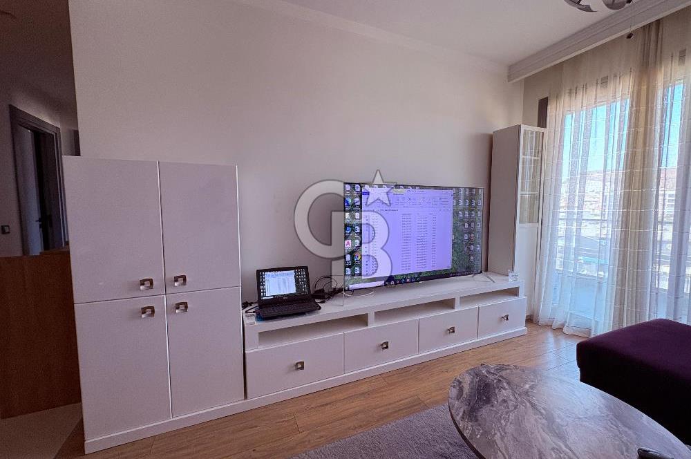 Ataşehir Modern Sitesinde Eşyalı Açık Mutfak 2+1