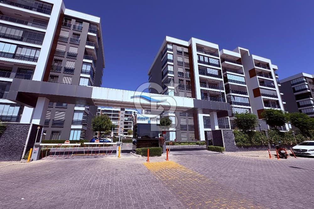 Ataşehir Modern Sitesinde Eşyalı Açık Mutfak 2+1