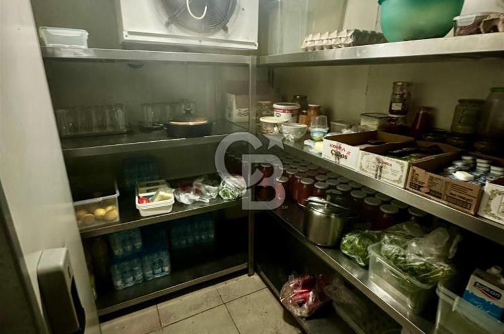 AVM'de Cadde Üzeri 400 m2 Hazır Kafe & Restoran - Devren Kiralık
