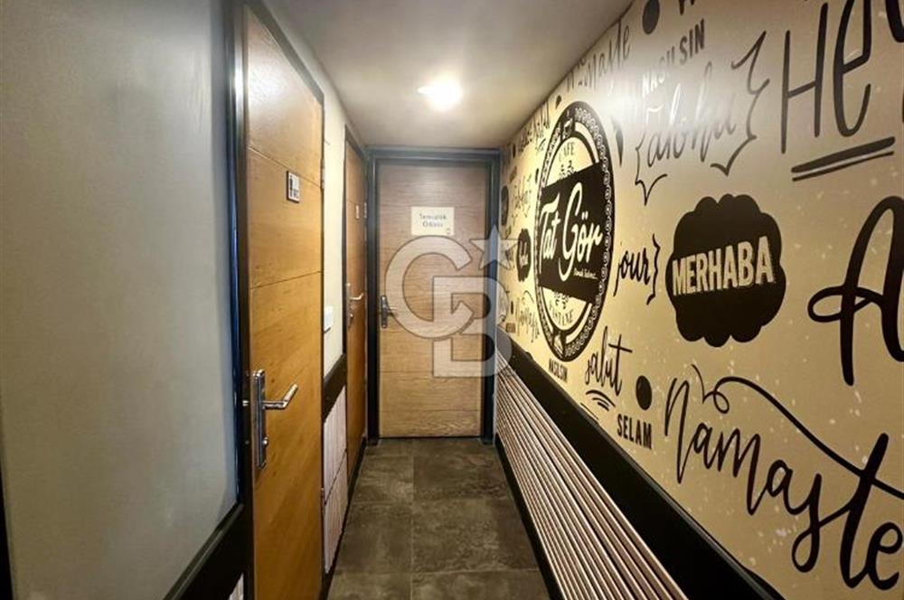 AVM'de Cadde Üzeri 400 m2 Hazır Kafe & Restoran - Devren Kiralık