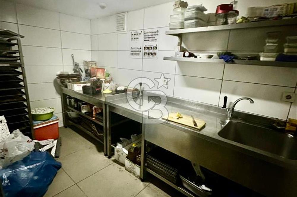 AVM'de Cadde Üzeri 400 m2 Hazır Kafe & Restoran - Devren Kiralık
