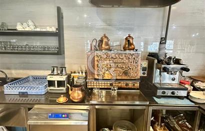 AVM'de Cadde Üzeri 400 m2 Hazır Kafe & Restoran - Devren Kiralık
