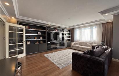 ACIBADEM'DE 5+2 DUBLEKS | 240 m² NET | 2 BAĞIMSIZ DAİRE
