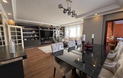 ACIBADEM'DE 5+2 DUBLEKS | 240 m² NET | 2 BAĞIMSIZ DAİRE