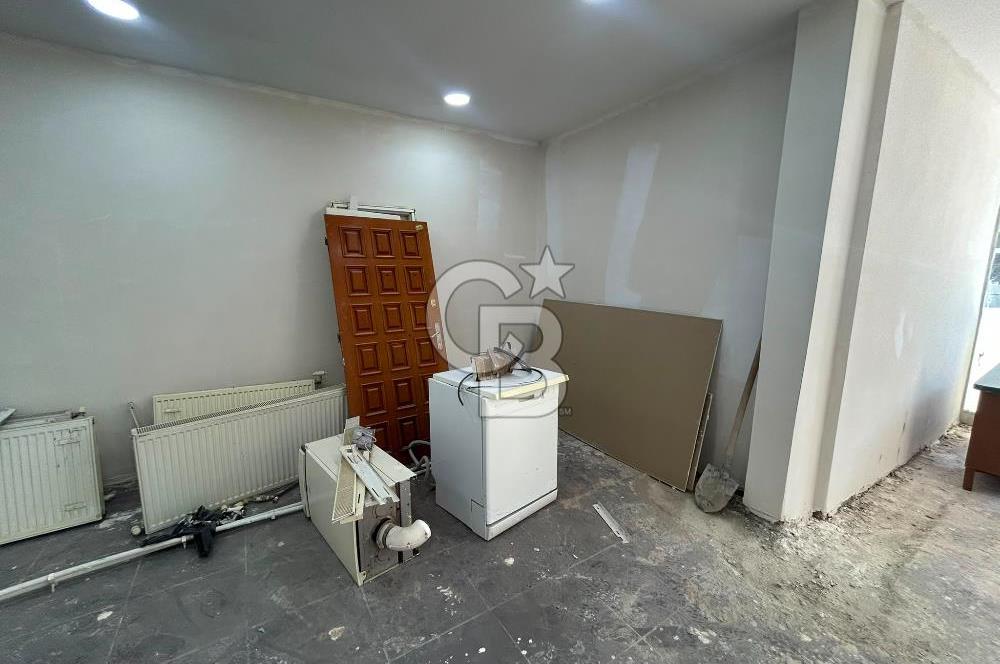 TUZLA AYDINTEPEDE İŞLEK CADDE ÜZERİNDE 90 m² NET KİRALIK DÜKKAN