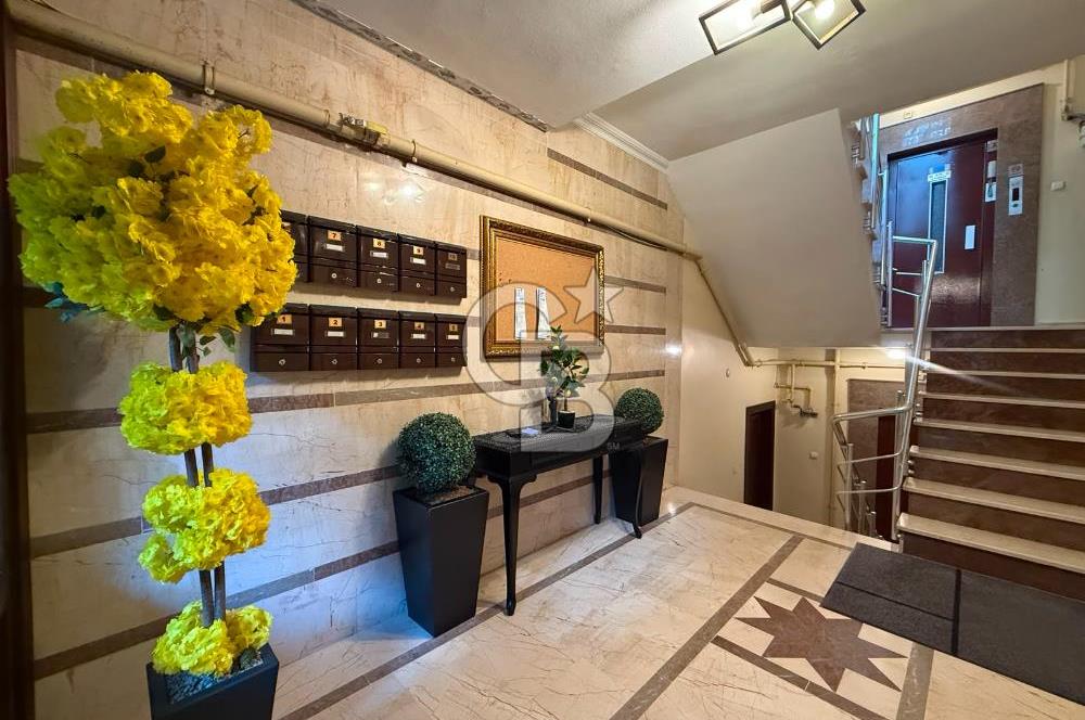 ACIBADEM'DE 5+2 DUBLEKS | 240 m² NET | 2 BAĞIMSIZ DAİRE
