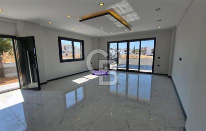 Özel Havuzlu otoparklı Sıfır Satılık 3+1 VİLLA
