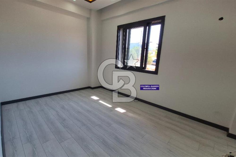Özel Havuzlu otoparklı Sıfır Satılık 3+1 VİLLA